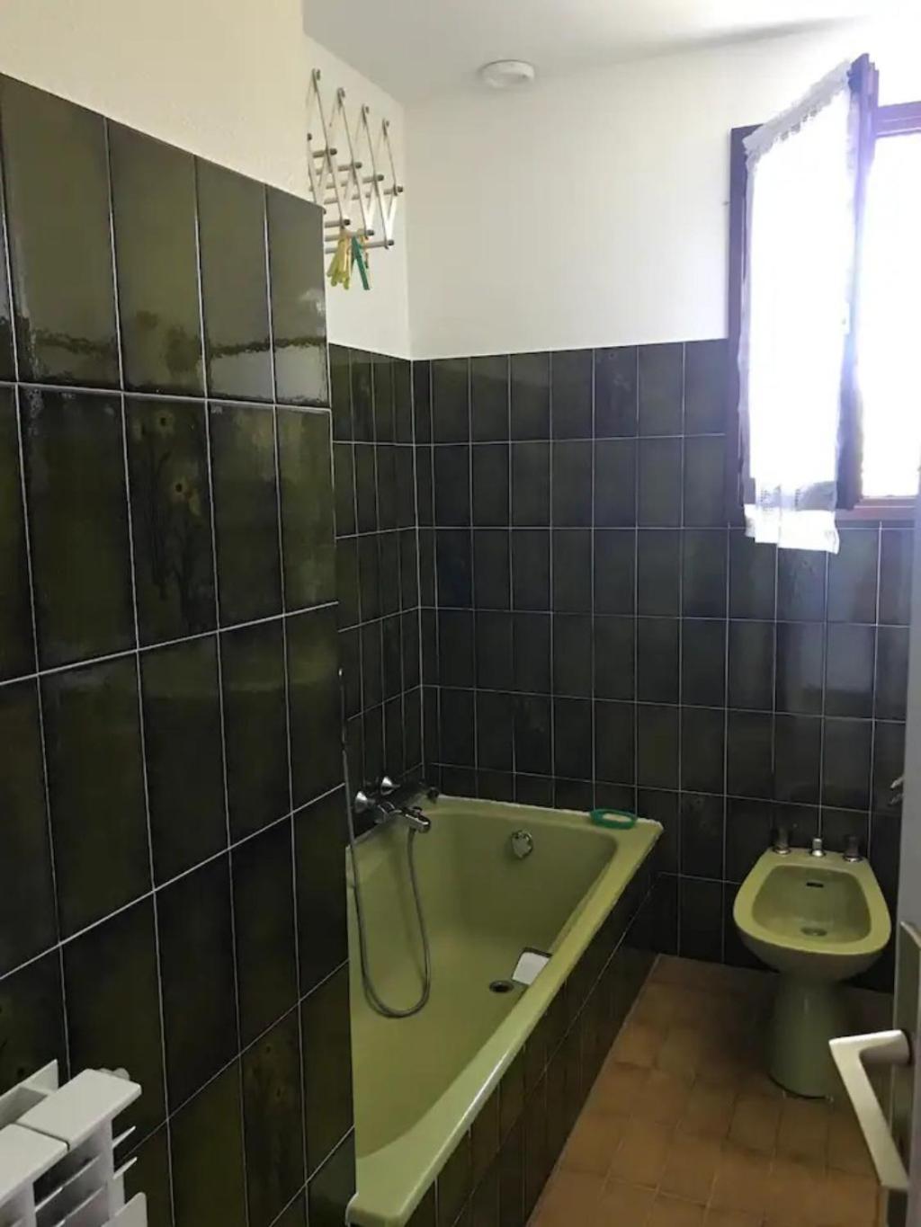 Comme Chez Mamie, Maison Entiere 1-6 Personnes Alby-sur-Cheran Bagian luar foto